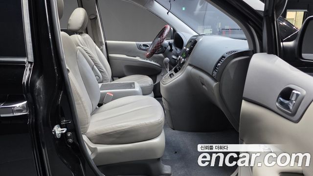 Kia Canival 2014 — photo 16