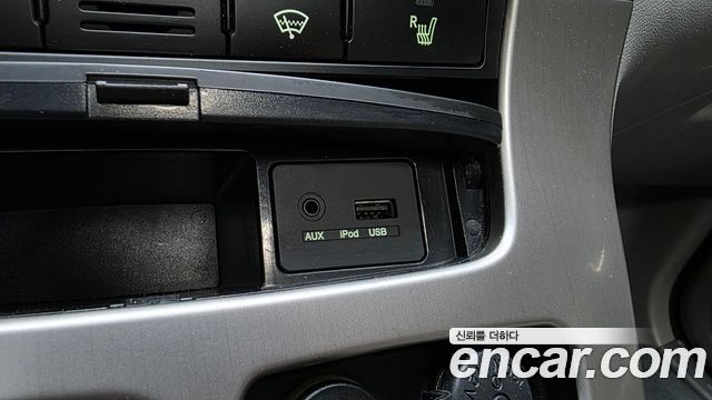 Kia Canival 2014 — photo 29