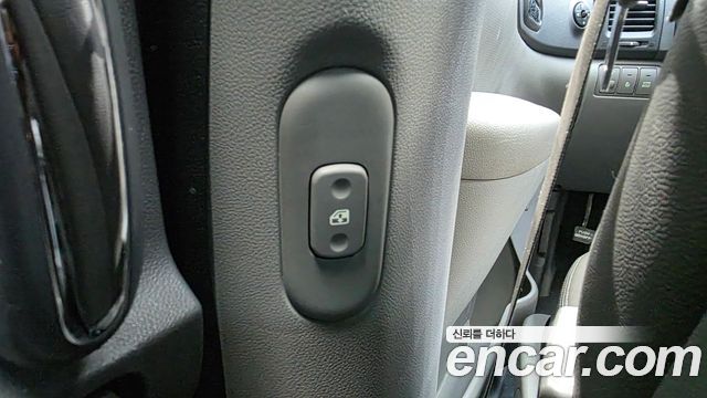 Kia Canival 2014 — photo 30