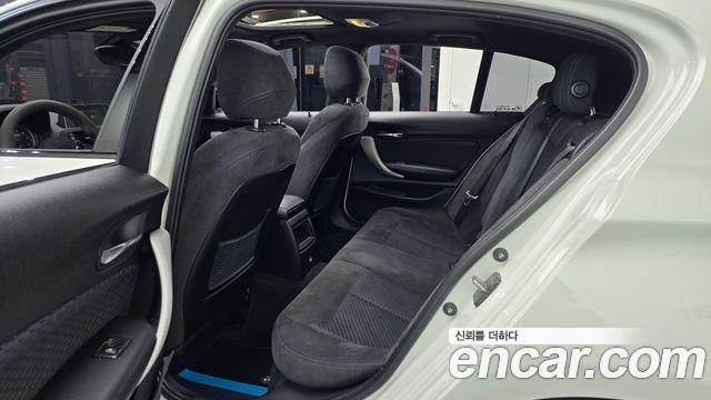 BMW 1-Series 2018 — photo 18
