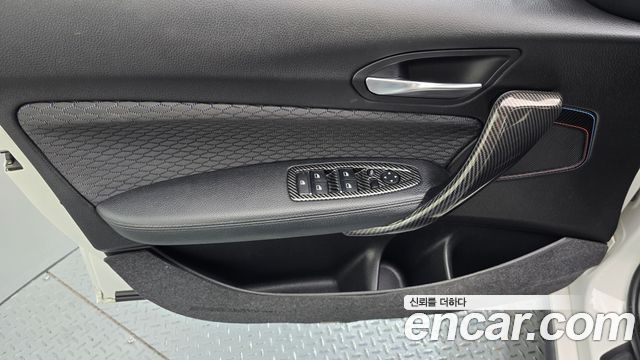 BMW 1-Series 2018 — photo 14