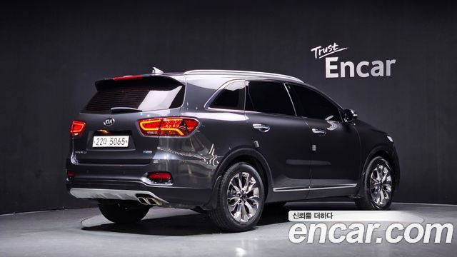 Kia Sorento 2019 — photo 2