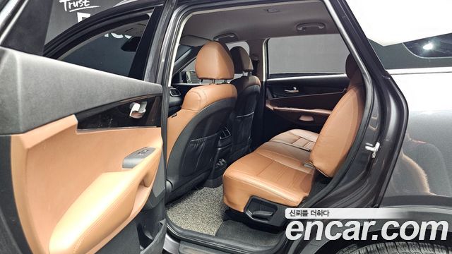 Kia Sorento 2019 — photo 17