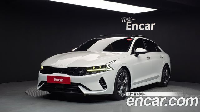 Kia K5 2022 — photo 1