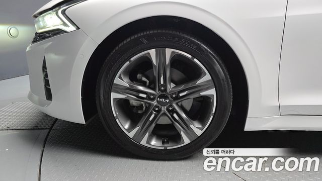 Kia K5 2022 — photo 5