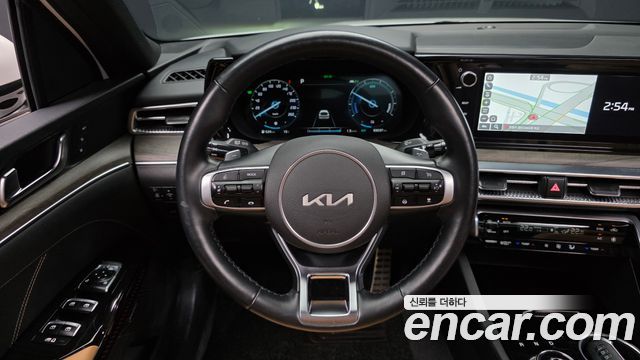 Kia K5 2022 — photo 19