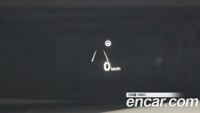 Kia K5 2022 — photo 23