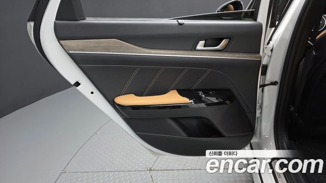 Kia K5 2022 — photo 15