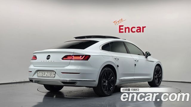 Volkswagen Arteon 2019 — photo 2