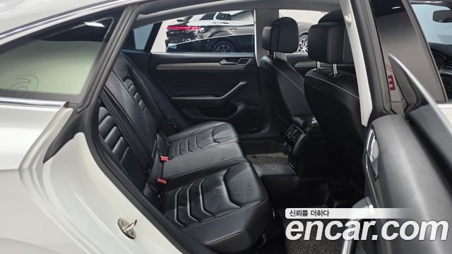 Volkswagen Arteon 2019 — photo 17