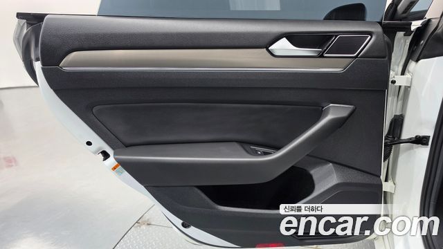 Volkswagen Arteon 2019 — photo 15
