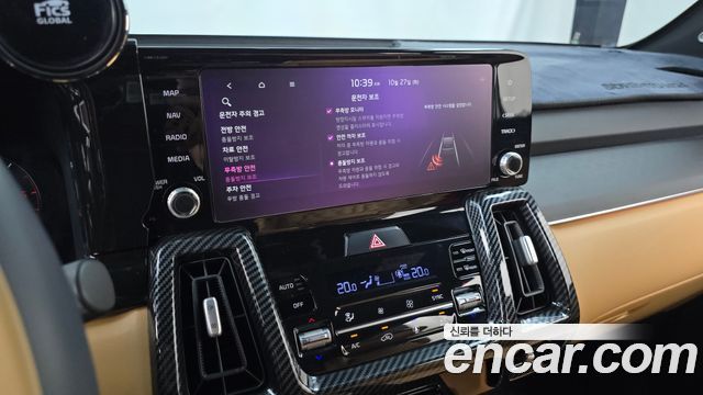 Kia Sorento 2021 — photo 32