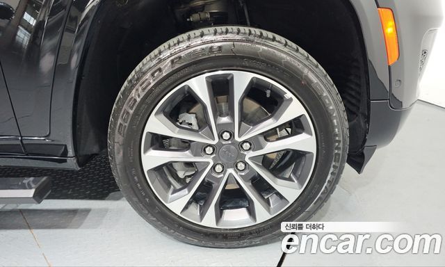 Jeep Cherokee 2021 — photo 7