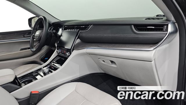 Jeep Cherokee 2021 — photo 30