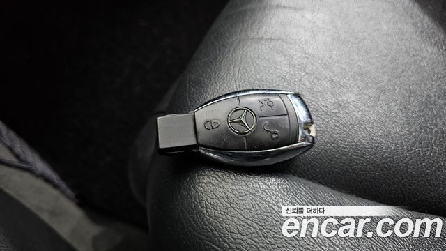 Mercedes-Benz S-Class 1999 — photo 30