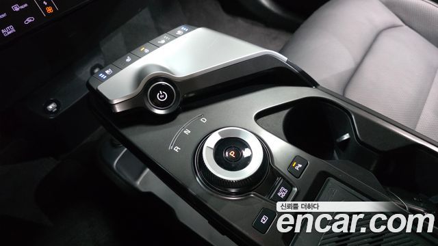 Kia EV6 2023 — photo 12