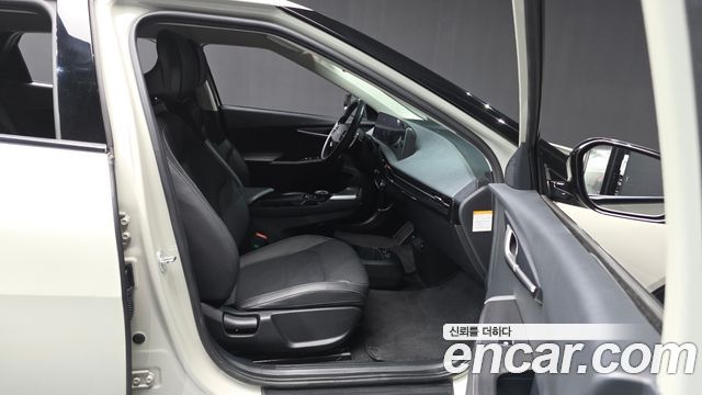 Kia EV6 2023 — photo 17