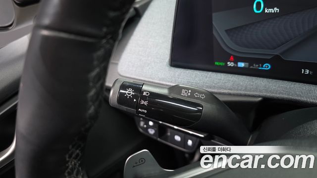 Kia EV6 2023 — photo 25