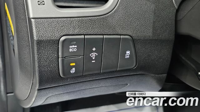 Hyundai AVANTE 2015 — photo 22