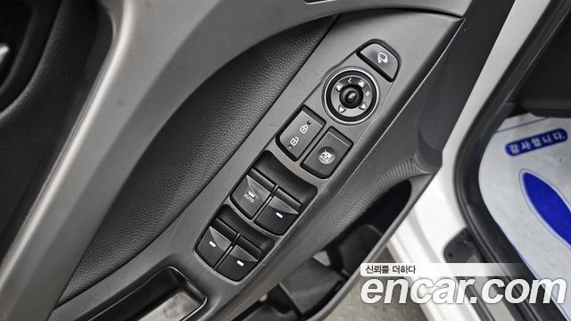 Hyundai AVANTE 2015 — photo 24