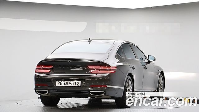 Genesis G80 2022 — photo 2