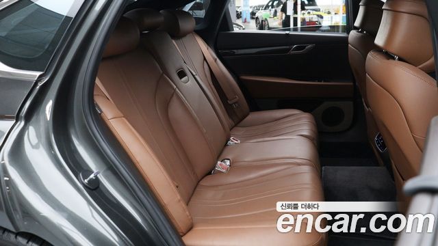 Genesis G80 2022 — photo 16