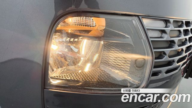 Hyundai Staria 2024 — photo 8