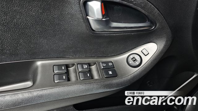 Kia morning 2012 — photo 12