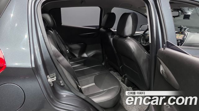 Chevrolet Korea Spark 2019 — photo 18