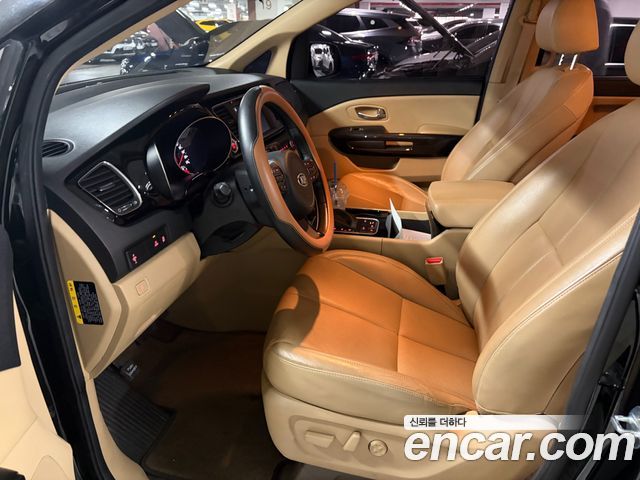 Kia Canival 2015 — photo 4