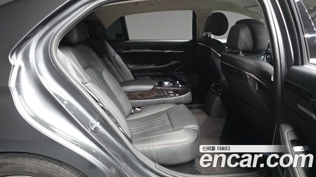 Genesis G90 2021 — photo 18
