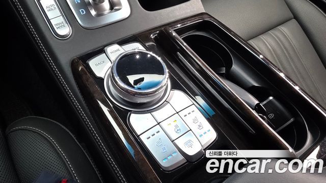 Genesis G90 2021 — photo 25