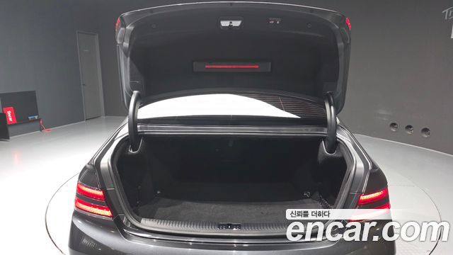 Genesis G90 2021 — photo 26
