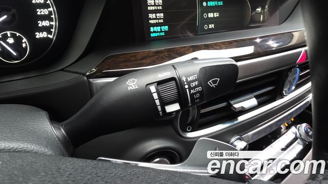 Genesis G90 2021 — photo 28