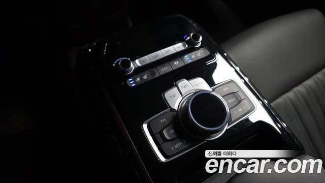 Genesis G90 2021 — photo 29