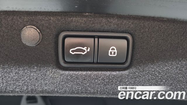 Hyundai Grandeur 2018 — photo 26