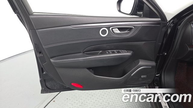 Renault Korea SM6 2017 — photo 14
