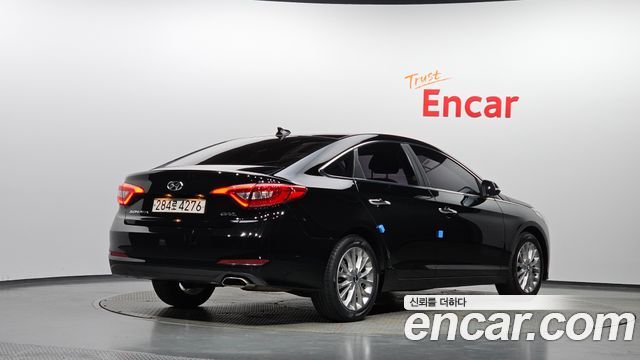 Hyundai Sonata 2017 — photo 2