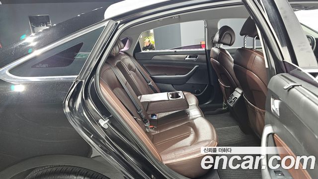 Hyundai Sonata 2017 — photo 17