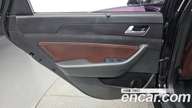 Hyundai Sonata 2017 — photo 15