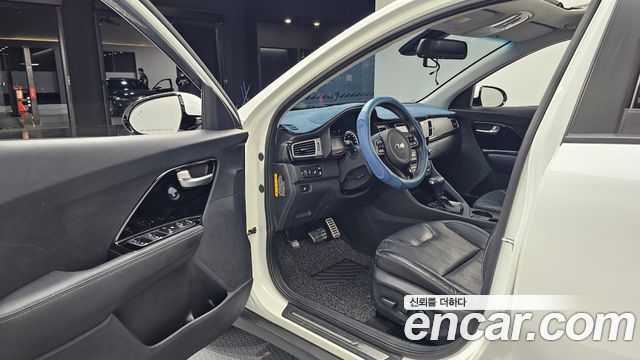 Kia Niro 2017 — photo 13