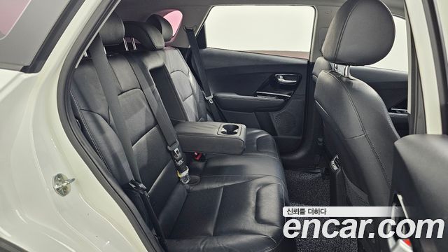 Kia Niro 2017 — photo 18