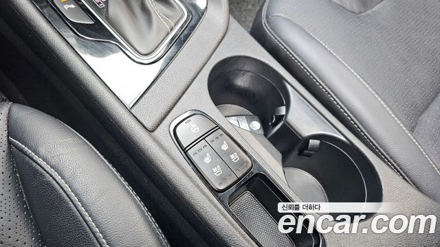 Kia Niro 2017 — photo 29