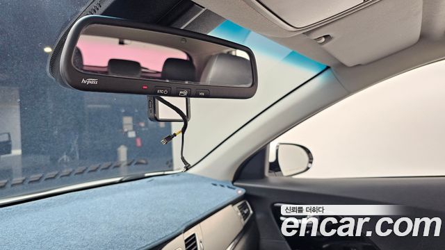 Kia Niro 2017 — photo 31