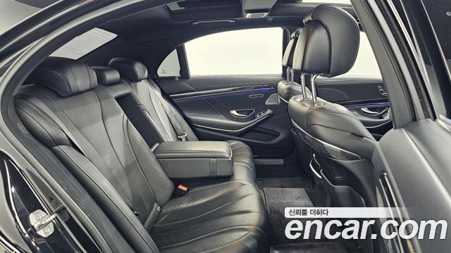 Mercedes-Benz S-Class 2019 — photo 18