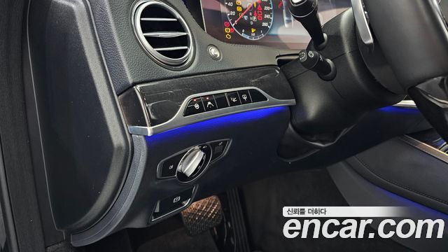 Mercedes-Benz S-Class 2019 — photo 22