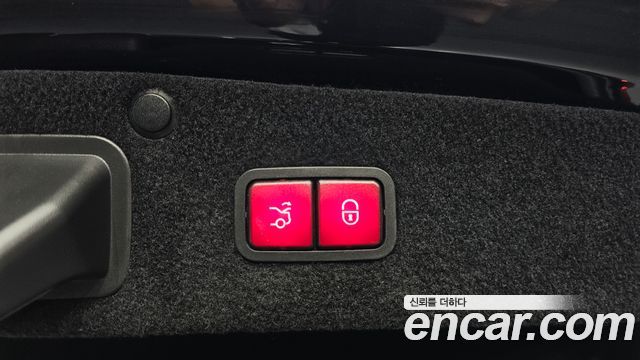 Mercedes-Benz S-Class 2019 — photo 26