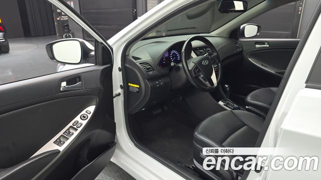 Hyundai Accent 2019 — photo 13