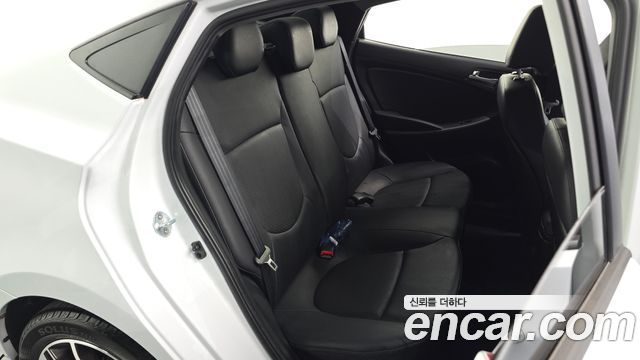 Hyundai Accent 2019 — photo 18
