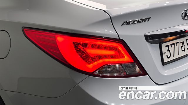 Hyundai Accent 2019 — photo 9